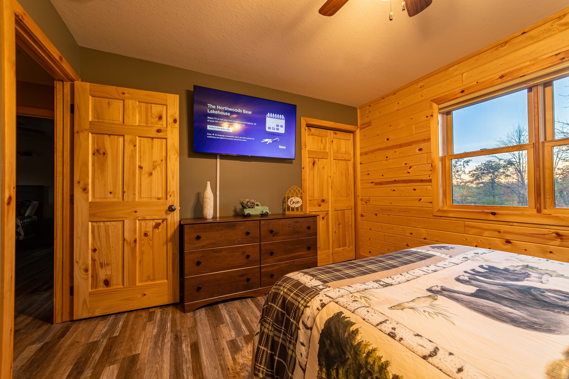 Bear Lakehouse photo 12